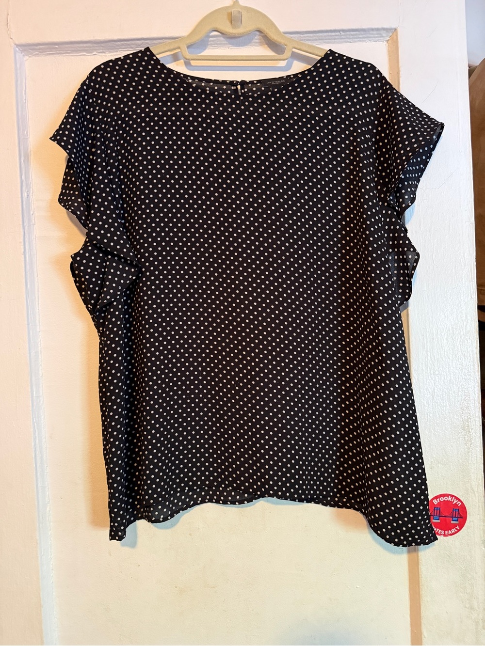Ann Taylor Black White Polka Dot Short Sleeve Blouse